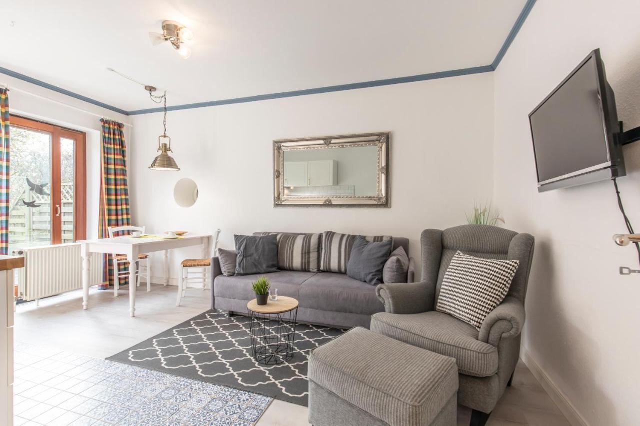 Seehof Boutique Appartements Busum Bagian luar foto