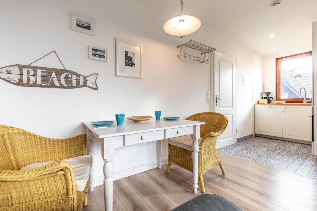 Seehof Boutique Appartements Busum Bagian luar foto