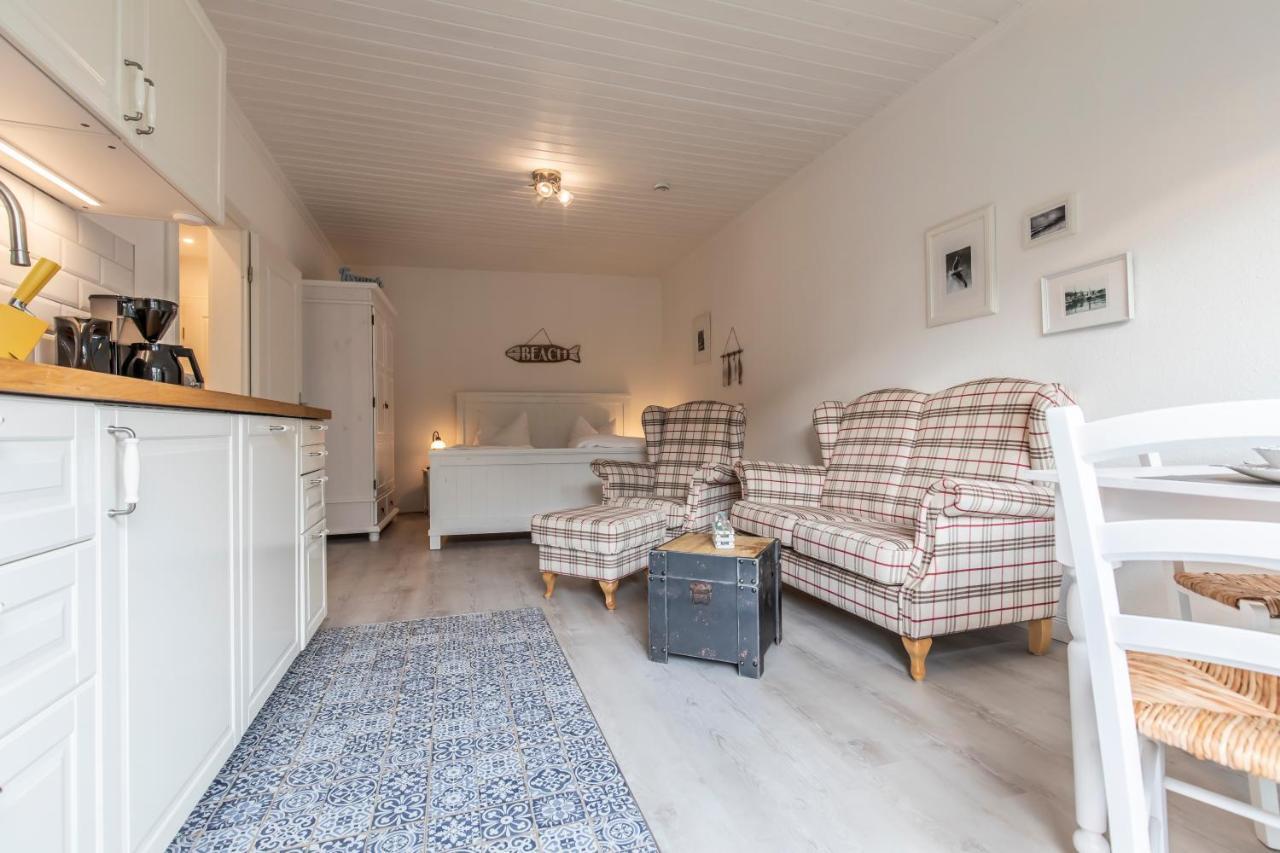 Seehof Boutique Appartements Busum Bagian luar foto